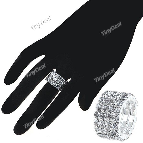 Fashionable Shining Finger Ring Rhinestones Ornament Jewelry